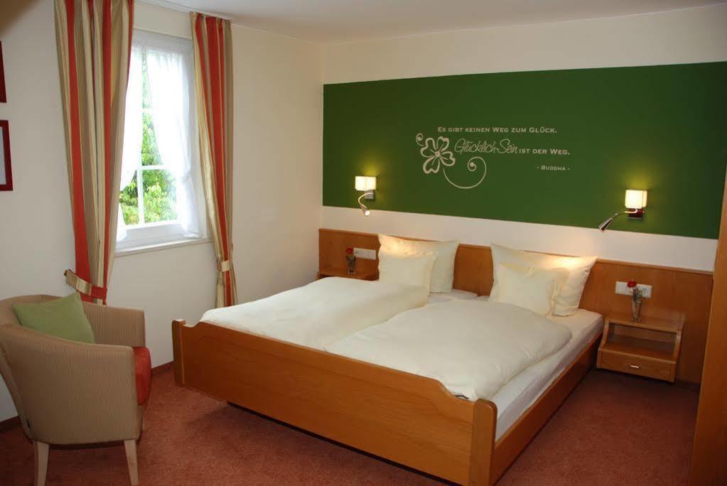 Landhotel Gasthaus Zum Pflug Zell am Harmersbach Ngoại thất bức ảnh